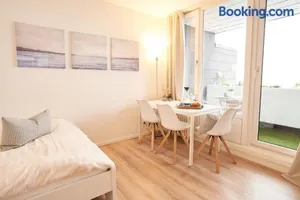 Image of Gemütliches und helles Studio Apartment mit Balkon, Badewanne, WLAN, Parkplatz