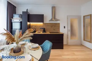 Image of SchillerApartment Hof, Küche, 24h Digital-Checkin, Parkplatz, WLan250MBit