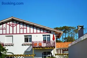 Image of Bel appart T3 ,100 m de l’océan , centre ville