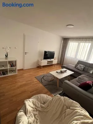 Image of Spacious 4 room apartment