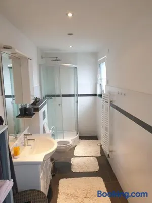 Image of Wohnung, Zimmer in Frankfurt Flughafen zu vermieten