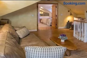 Image of European Style Straw Bale Retreat