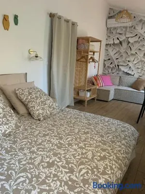 Image of The home Privacy