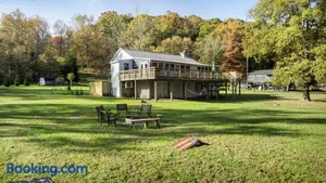 Image of Riverfront w Deck Grill Fire pit & Climbing Wall