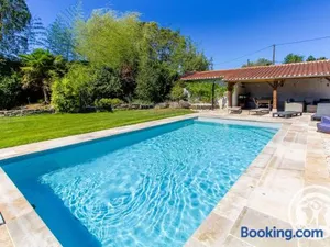 Image of Roulotte climatisée avec piscine et jardin - FR-1-622-54