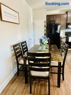 Image of Cozy 4BR in Suburbs of Metro Atlanta