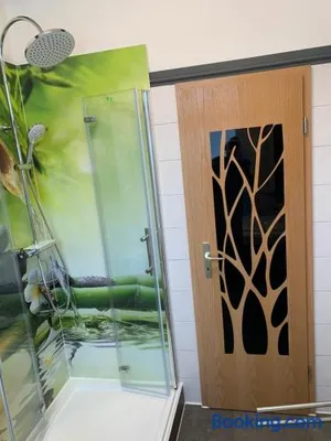 Image of Best-Preis FEWO Rathausblick 2 - Zentrale Lage in Wittenberge - 2 Personen - Einzelzimmer - Vollausstattung - WLAN / Prime & Self-Check-In