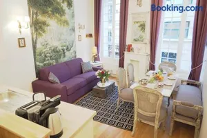 Image of Louvre Opera Private ChicSuites