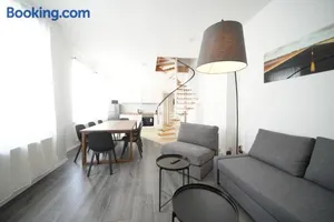 Image of LeHaStays - Gruppenapartment Sudenburg