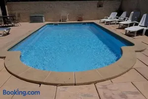 Image of jolie villa avec piscine