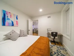 Image of Cornhill Apt Wfreeparkingkitchenwd