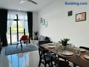 Image of Desaru Johor by Glex