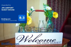 Image of Men House JFK Airport