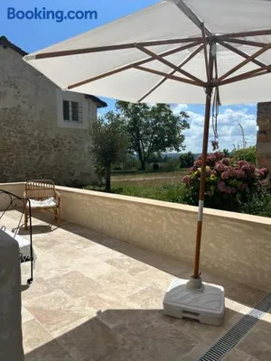 Image of L Etable à bois