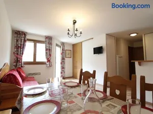Image of Appartement spacieux pour 6 personnes, balcon exposé plein sud, pied des pistes à Val Cenis - FR-1-508-104