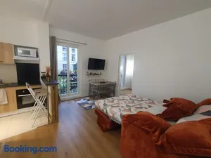 Image of Voisin de Louis XIV,free parking