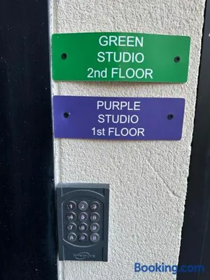 Image of GREEN&PURPLE STUDIO 24-24 Access