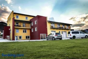 Image of Zirben Diamant Rooms & Dogs