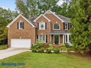 Image of Stunning 5 bedroom/3 bath home in Hope Valley Farm