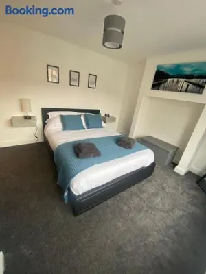 Image of Lovely 1-bedroom apartment with garden and parking