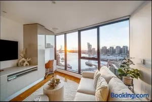 Image of Breathtaking Harbour Views