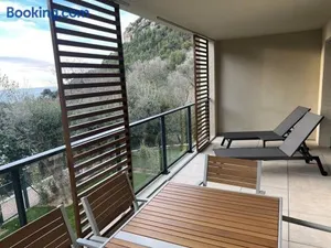 Image of Prestige View 411