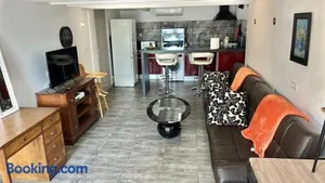 Image of Chez BEN avec tout le confort clim wifi Netflix gratuit