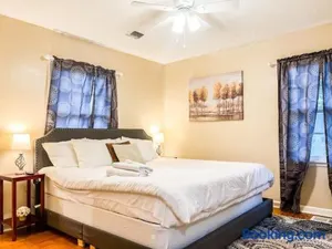 Image of Brick Point Place- 10 Min N of UAH