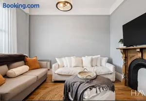 Image of Charm on Forster - Pet Friendly