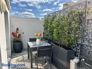Image of 5mn Paris Appartement 3 pièces 70 m2 Métro ligne 7 Station le Kremlin bicetre