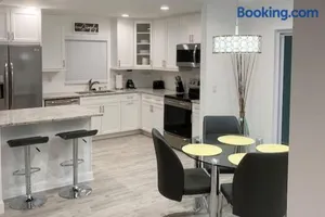 Image of Bradenton Retreat