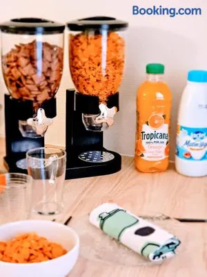 Image of Charmant Studio Rénové - Cœur Historique de Grasse - Climatisé & Tout Confort