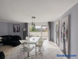 Image of Ruhiges Juwel: frisch renoviert 100 qm