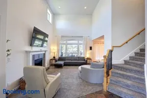 Image of New Listing! 3 Bedroom with Hot Tub