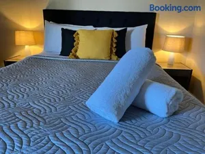 Image of Jackie Howe Motel