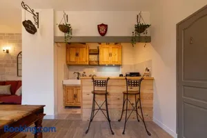 Image of Le Secret de la Taverne - Netflix/Wifi - Chasse Aux Trésor à l'intérieur