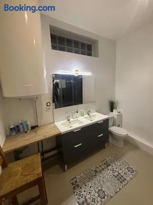 Image of Cosy 1 bedroom House in Villemomble, With free parking