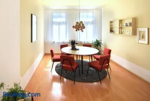 Image of vonBehling Boutique Apartment mit 65zoll TV und Designerstücken