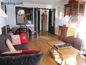 Image of Appartement 2P plein sud, centre Villard de Lans, balcon, parking, pour 6 pers - FR-1-689-34