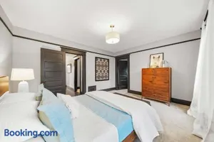 Image of Stay Portland - Fresh Belmont Charmer - 95 WalkScore