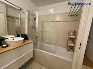 Image of Elegant apartment near La Défense and Arena