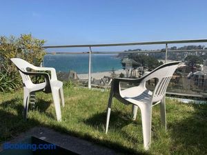 Image of Appartement à 400m de la plage de Trestraou avec terrasse et parking - FR-1-368-329