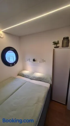 Image of Hausboot La Mare Emma