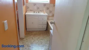Image of Private room with shared facilities W