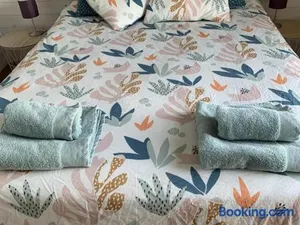 Image of Gîte spacieux avec grand jardin, à proximité de Vichy et attractions, tout confort inclus - FR-1-489-486