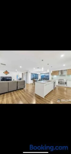 Image of Home away from Home 22 mins from Airport and CBD