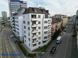 Image of Downtown Dream 2 5BR with Balcony and Style BA 51