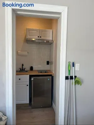 Image of Newly Renovated One Bedroom Apartment !