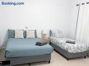 Image of StayAU 3BRM Cozy Retreat Close to Dubbo