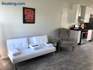 Image of Trestle Creek Farm- farmhouse suite